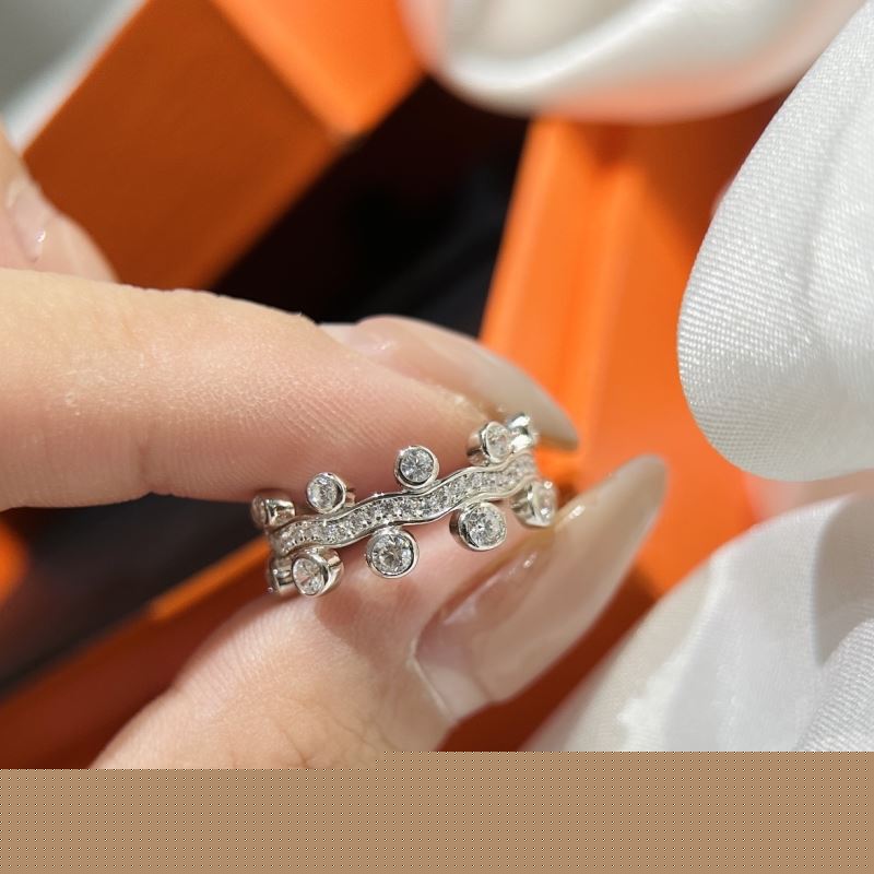 H**mes rings